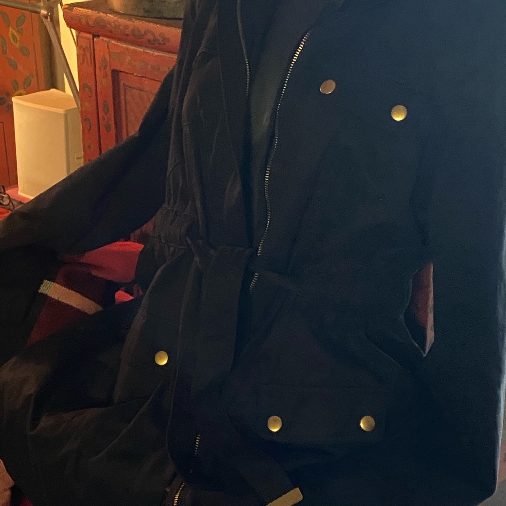 H & M Jacket Anorak style Black size 4